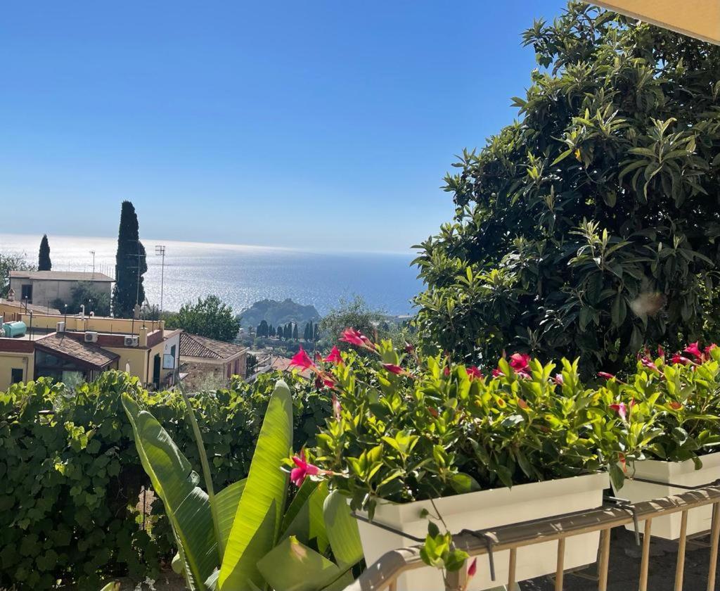 Taormina Family Apartment Extérieur photo